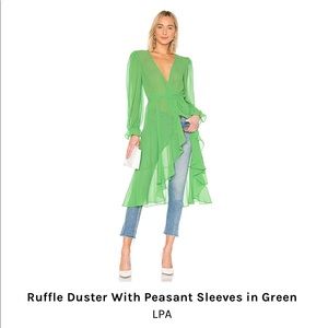 LPA ruffle duster